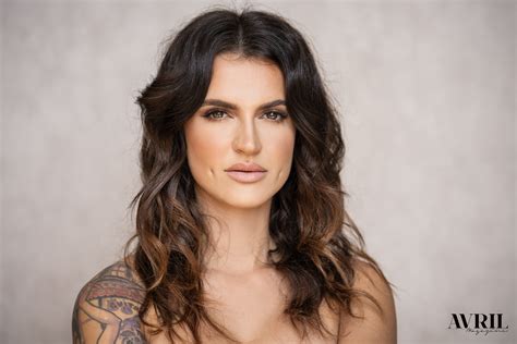 La série photo avec Alie Bragz! — AVRIL MAGAZINE