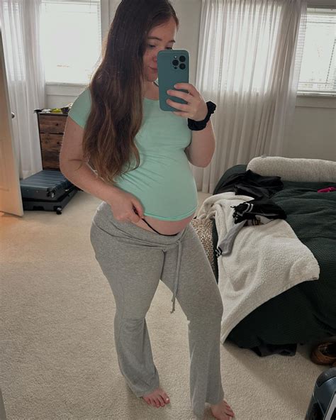 Renee Winter (@imredheadwinter) • Instagram photos and videos