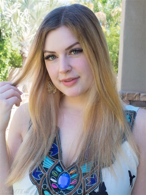 Danielle Delaunay 0 - ImgPile