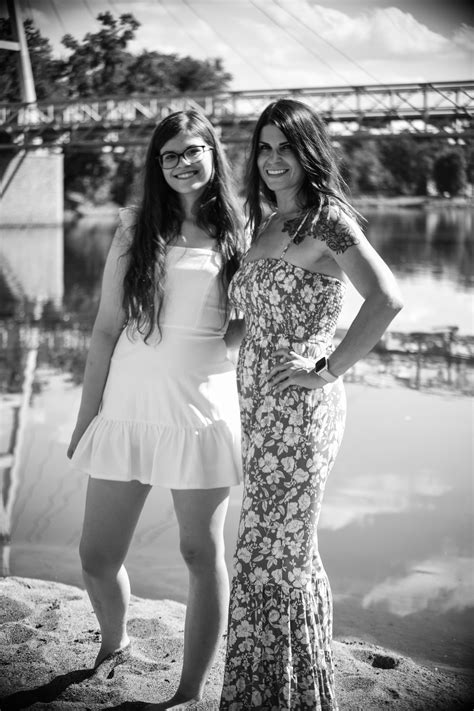 Shots By Shawni Photography