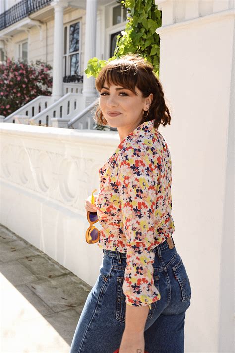 BRIGHT & BREEZY – Alice Catherine