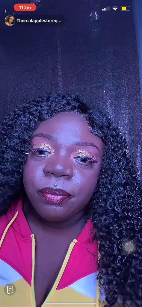 Give it up Deelishis. You look like a man! : r/applestorequeenv2