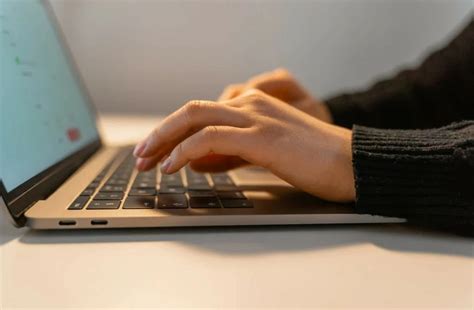 mengetahui type laptop tritop