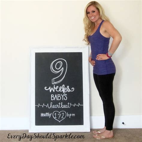 9 Baby bump weekly photos ideas | pregnancy chalkboard, baby bumps