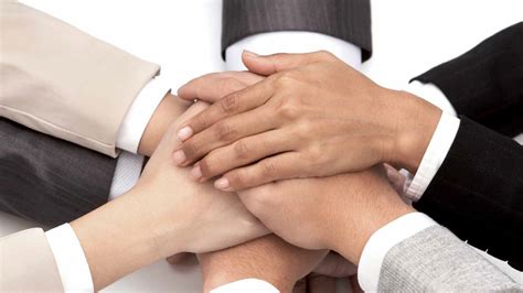 EXPECT a long-term partnership - AVK UK