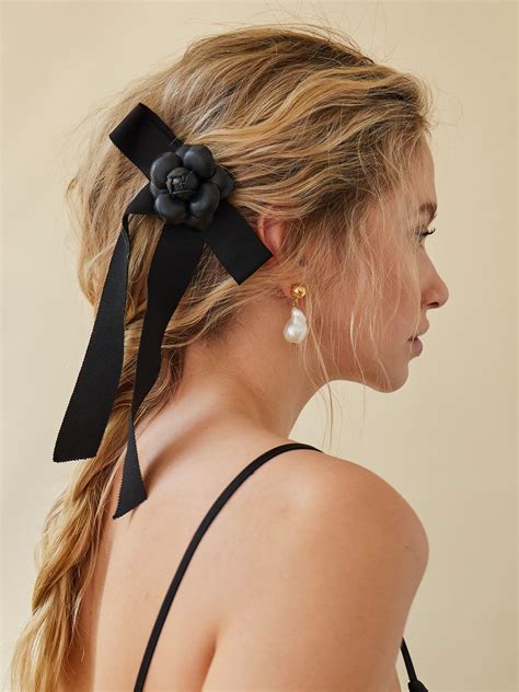 Coquettish Hair Accessories Are the Ultimate Finishing Touch This ...