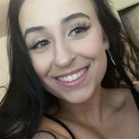 Camryn's Closet (@camryn_chapman) | Poshmark