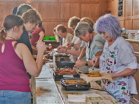 Catholic Women's League of Shannon hosts a hearty community breakfast