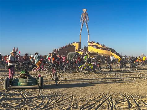 Strangers Come Together to Deliver Baby Girl at Burning Man Festival