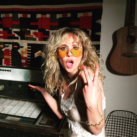 Juno Temple nude – 915 Photos and Uncensored Nude Scenes from Movies