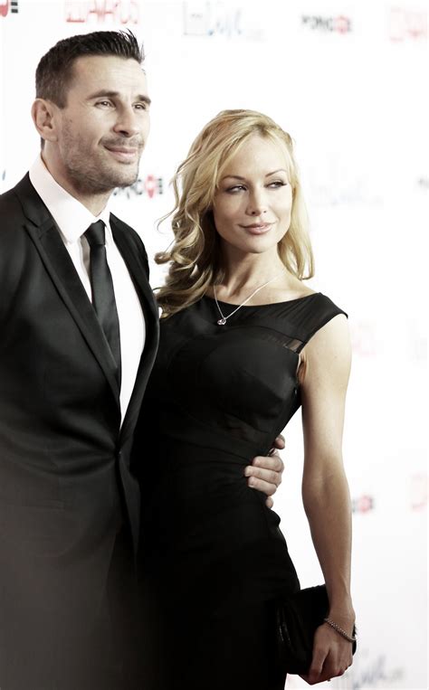 La Femme de Manuel FERRARA vous la baisez ??? sur le forum Blabla 18-25