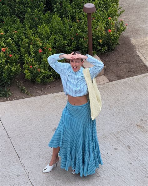 IZZI (@izzipoopi) • Instagram photos and videos