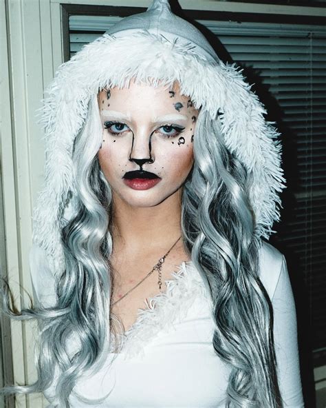 Gina Lynn | up close and personal | Instagram