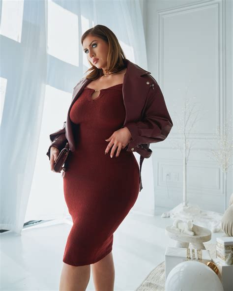 Sophie Hall | Follow my new TikTok Sophiesselfies24 | Instagram