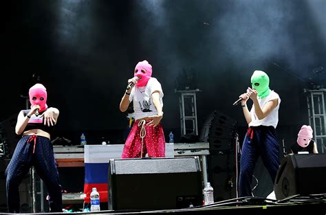 爭議俄羅斯樂團Pussy Riot，六月登場LGBTQ音樂節LadyLand | 樂手巢 YSOLIFE