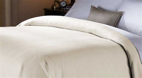 Sunbeam Quilted Fleece Heated Blanket Review - Bleeping World