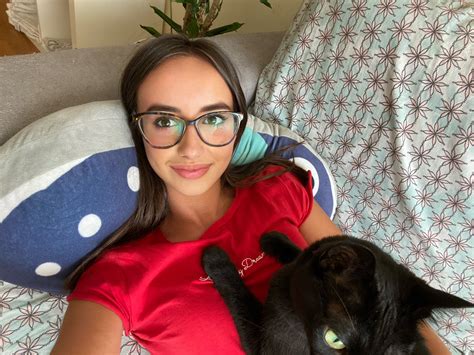 Cum on my tits? : r/MakeMeFeelGood