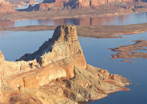 Le Lac Powell : Lacs : Falaise : Lake Powell : Glen Canyon National