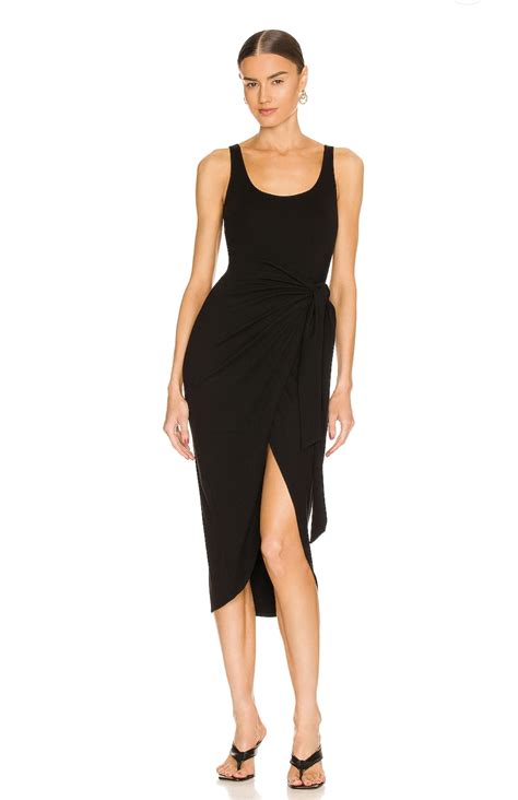 HOW TO DRESS UP A BLACK DRESS - IDS BY MM