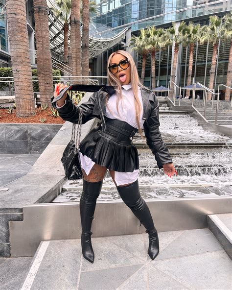 Laniyah Monroe (@thablaccmonroe) • Instagram photos and videos