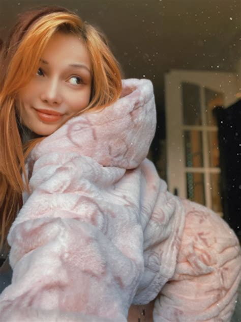 TW Pornstars - 2 pic. Pixiecat ≧ ≦ *:. . Twitter. *internal screaming