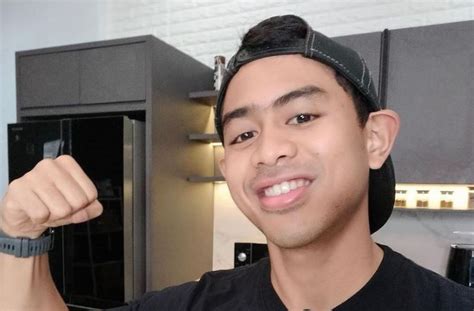 sumber kekayaan tanboy kun youtuber makanan  penghasilan