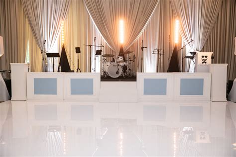 Hampton Stage Façade - Perch Decor