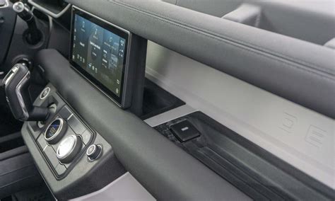 2020 Land Rover Defender: Review - » AutoNXT