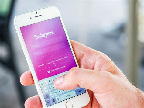 how to log into instagram with new phone number