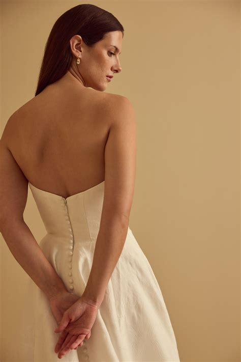 QUARTZ DRESS | Vow'd Weddings