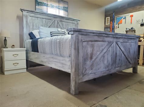 Farm House Bed Frame Free Shipping Diy Bed Frame Rustic Farmhouse Wood