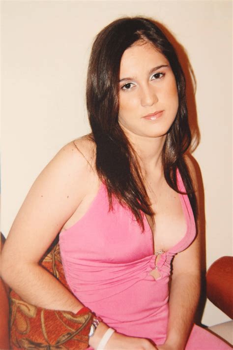 Natalee Holloway suspect Joran van der Sloot ditches wife: lawyer