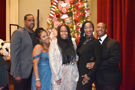 Marcus Hill, Shanndrail Polk, Keisha Walker, Kayla & Christopher Lewis