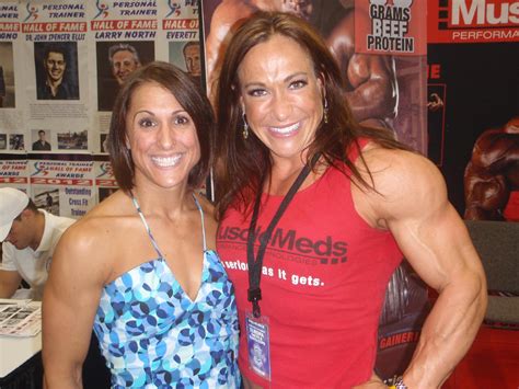 Toni McMurtre, Sarah Hayes