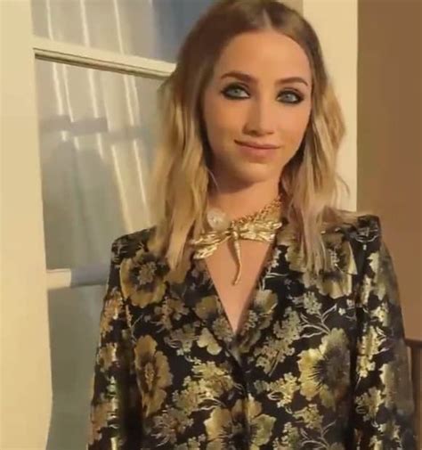 Emily Rudd Biography - Parents, Boyfriend, Father, TV Shows | Showbiz Hut