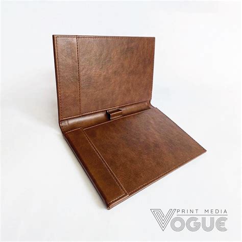 printing press  dubai  branded folder printing services