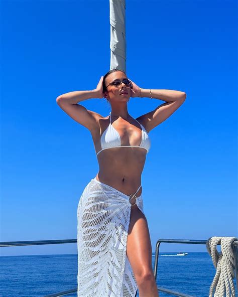 Kayla Richart In Swimsuit Flaunts Toned Abs During ‘End Of Summer Euro