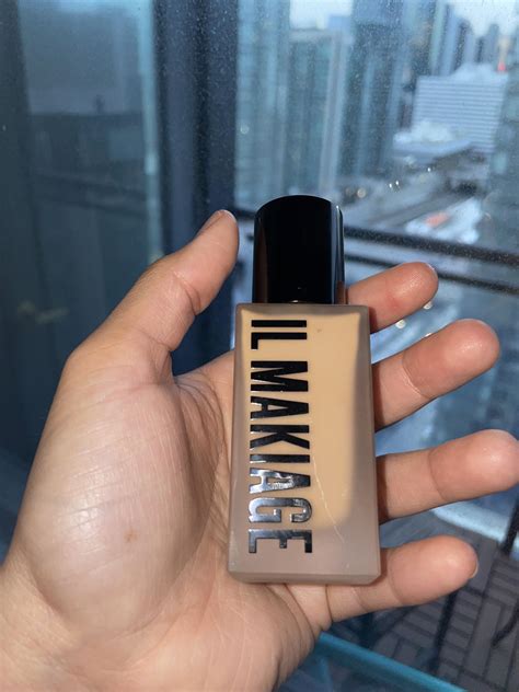 Il Makiage - woke up like this flawless base foundation : r