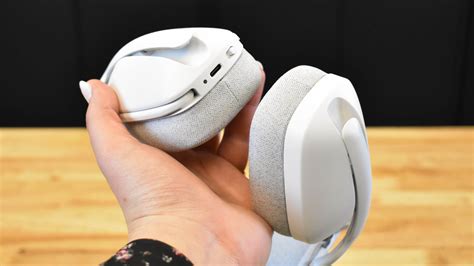 Logitech Zone Vibe 100 Review: Quality Headphones for the Home Office