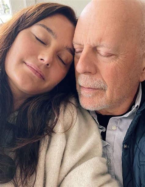 Bruce Willis' wife Emma Heming Willis has heartbreaking plea as star ...