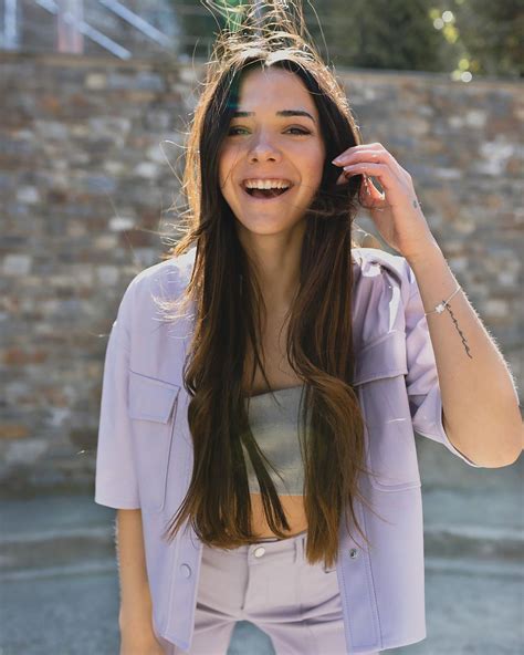 Àngela Mármol | Fotos tumblr mujer, Mujeres hermosas, Famosos