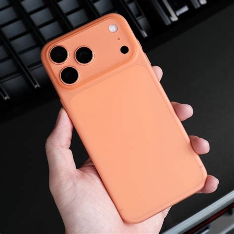 iPhone 17 pro max ultra thin case - Golden shield