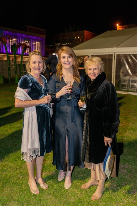 Qantas Gala Dinner - Highlife Magazine