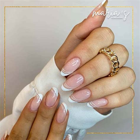 Uñas semipermanentes, diseños, servicios y más - Maria´s