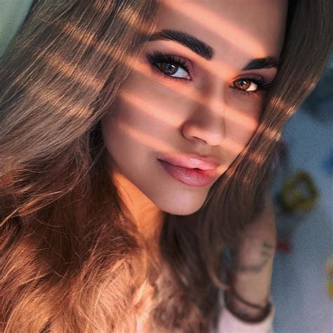 Anyutka Kalipsso added a new photo —... - Anyutka Kalipsso