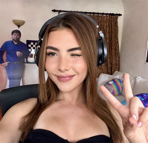JuicyJoycey's OnlyFans: Her Journey From Obscurity To...Regret? Image 8