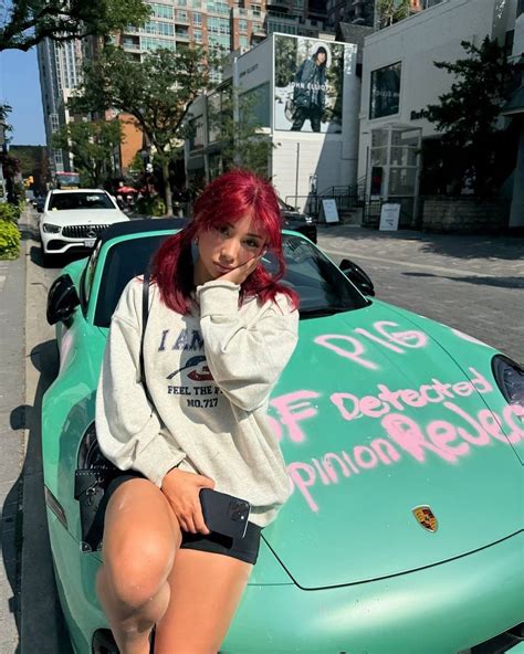 Waifuumia - Waifuumia added a new photo.