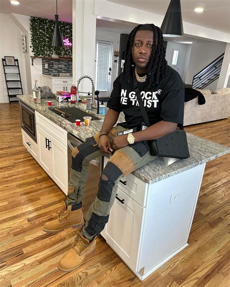 Devon Lee (@srtlee) • Instagram photos and videos