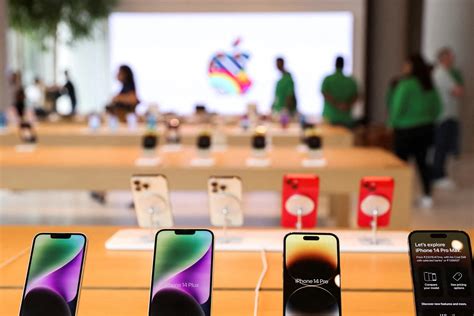 Black Friday News - Latest Black Friday News, Stats & Updates