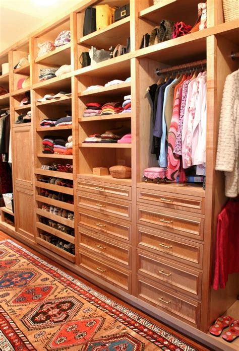 6 Plywood Closet Designs to Improve Organization | Columbia Forest Products